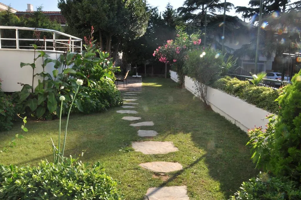 Island Hotel Istanbul 2*,